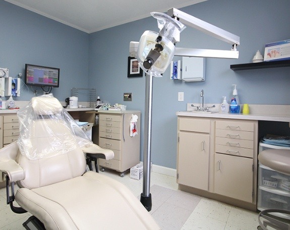 Dental treatment room