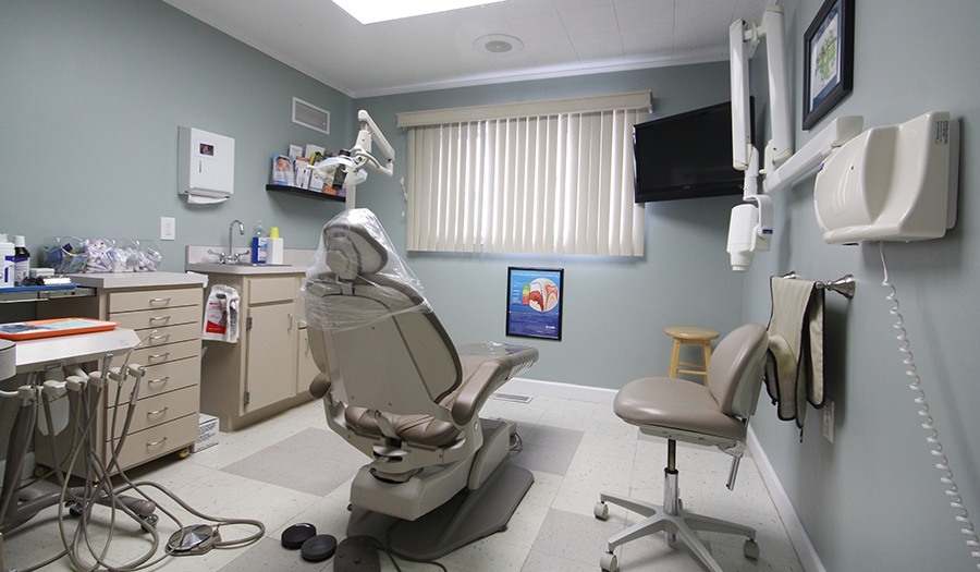 Dental treatment room